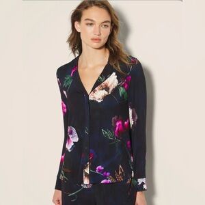 NEW Soma Notch Collar Top Fleur Ever Drama Navy Floral Women's Large Long Sleeve